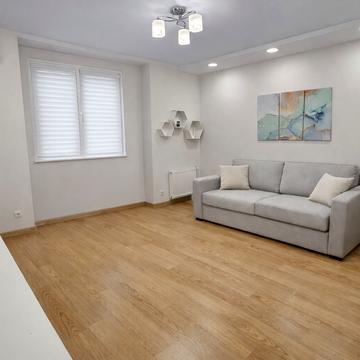 Дніпровська набережна вул., 26-Д