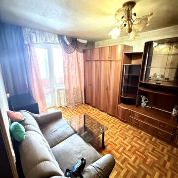 Леся Курбаса просп., 9