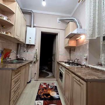 Крехівська вул., 5