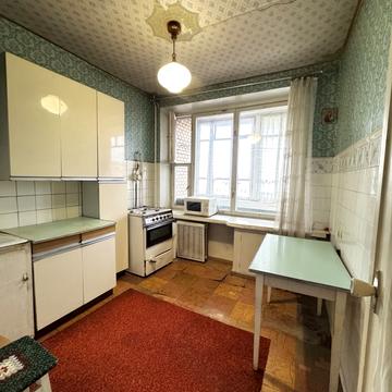 Володимирська вул., 73