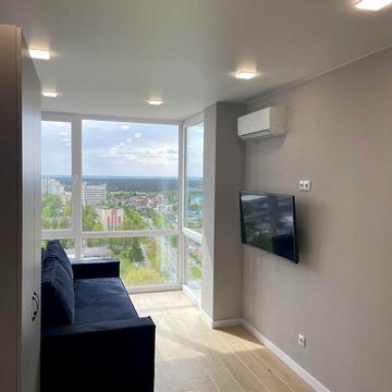 Олега Мудрака вул. (Генерала Наумова), 1-Б