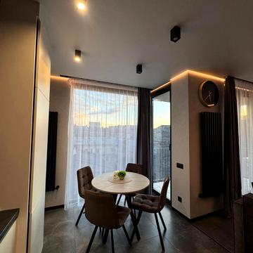 Замарстинівська вул. (Калініна), 40