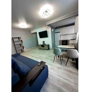 Левка Лукяненка вул. (Василя Жуковського), 35