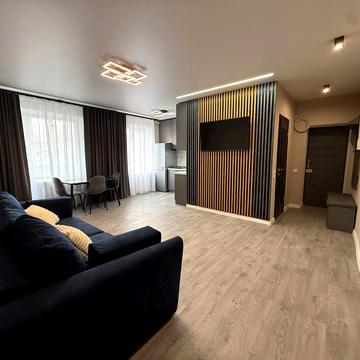 Університетський просп. (Гагаріна), 3