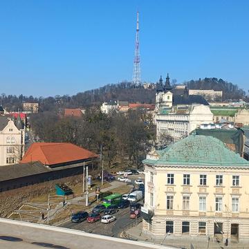 Площа Митна, 6