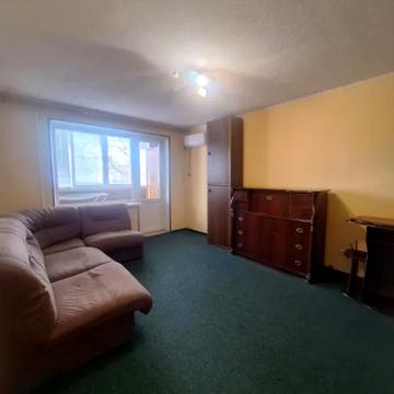 Олександра Поля просп. (Кірова), 18