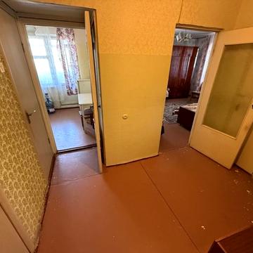 Варненська вул., 12а