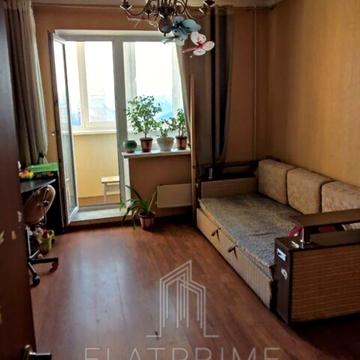 Миколи Закревського вул., 37