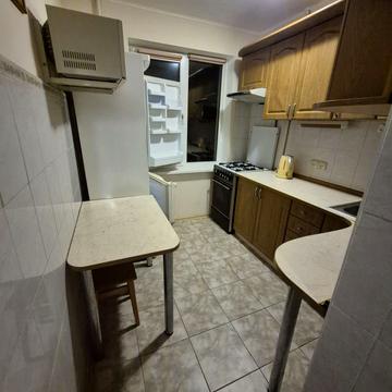 Василя Симоненка вул., 4