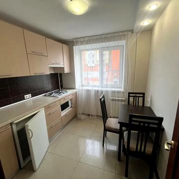 Героїв Харкова просп. (Московський), 89