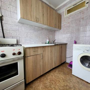 Тульчинська вул., 9