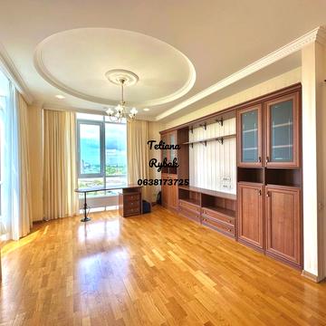 Шевченка просп., 33б