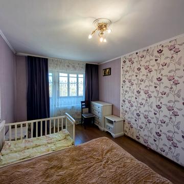 Кулика і Гудачека вул. (Макарова), 8