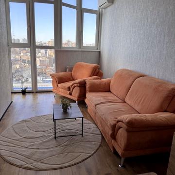 Жилянська вул., 118