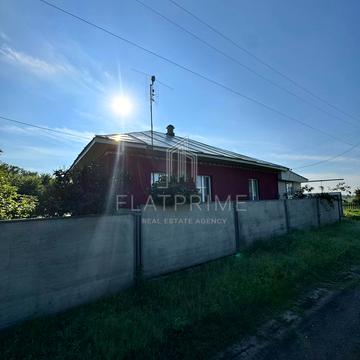 Набережна, 35