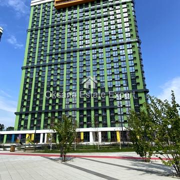 Причальна вул., 10