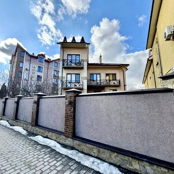 Зелена вул.