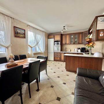 Київська вул. (Леніна)