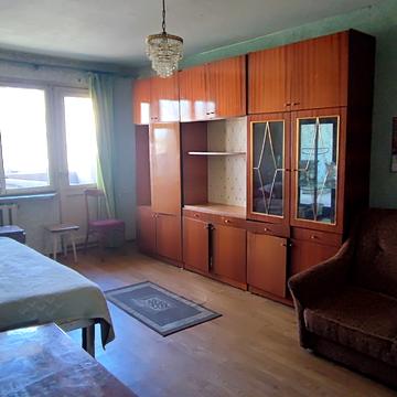 Варненська вул., 3