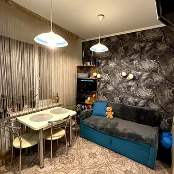 Романа Шухевича просп. (Генерала Ватутіна), 14