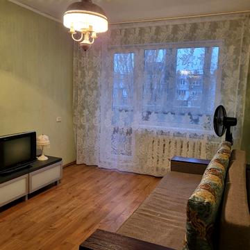 Набережна Перемоги вул., 48