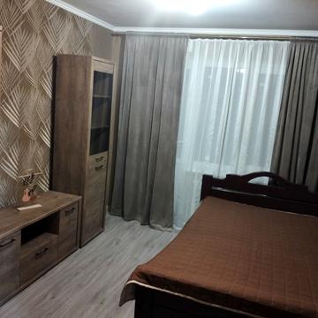 Гайдамацька вул. (Марфи Струтинської), 10-12