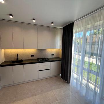 Миколи Боголюбова вул., (Будинок 3)