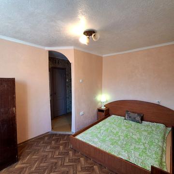 Давида Ойстраха вул. (Затонського), 24/1