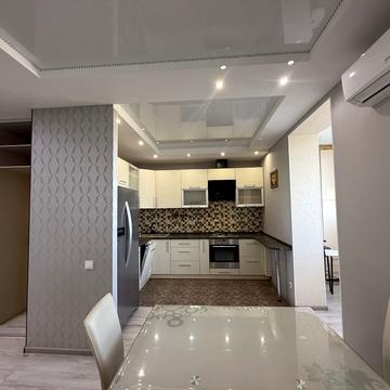 Миру вул., 15