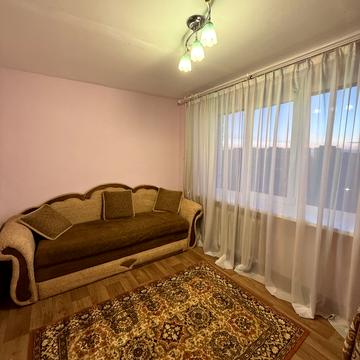 Мисливська вул., 27