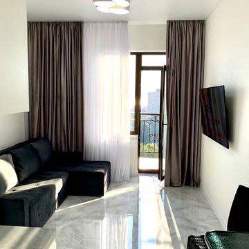 Полуничний пров., 24