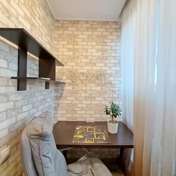 Олега Антонова вул. (Карла Маркса), 13б