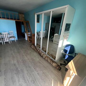 Черкаська вул., 19