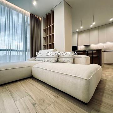 Василя Вишиваного вул., 42-А