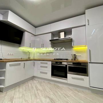 Високовольтна вул., 14-Д