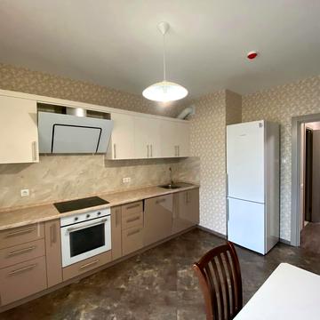 Набережно-Рибальська дорога вул., 27