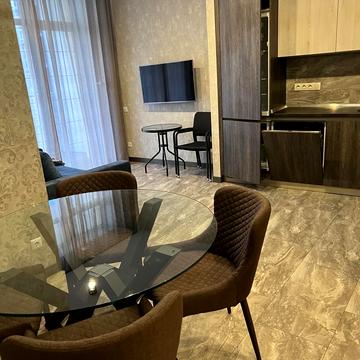 Саперне Поле вул., 12