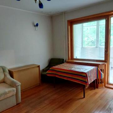 Академіка Заболотного вул., 72а