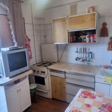 Академіка Заболотного вул., 20