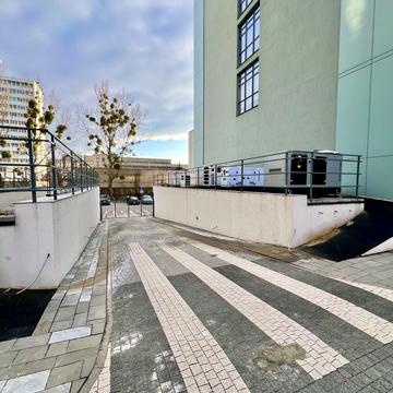 Стрийська вул., (Будинок 13)