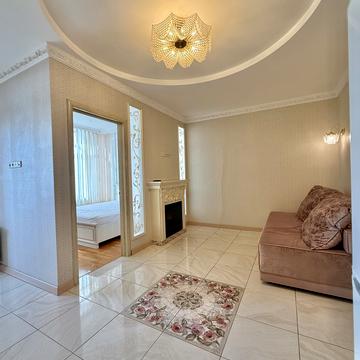 Ованеса Туманяна вул., 3