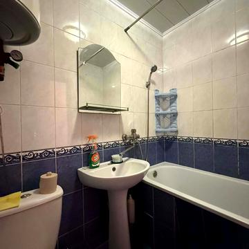 житловий масив Тополя-2 вул., 42