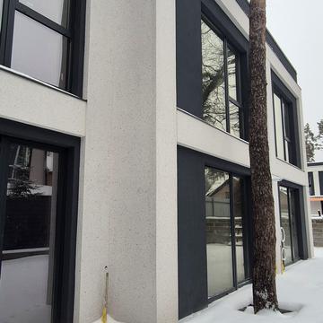 Варшавська вул.