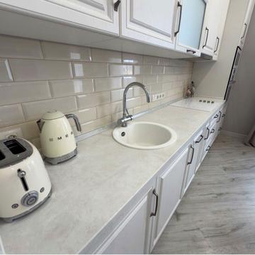 Академіка Філатова вул., 2/1