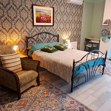 Мала Арнаутська вул., 71