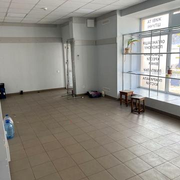 Івана Миколайчука вул., 24