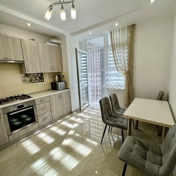 Малоголосківська вул., 12б