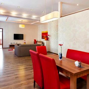 Братів Рогатинців вул., 4