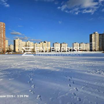 Ревуцького вул., 8