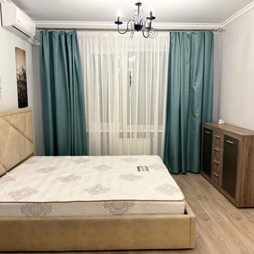 Бориса Гмирі вул., 16